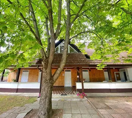 Homestay szállás Platán üdülő